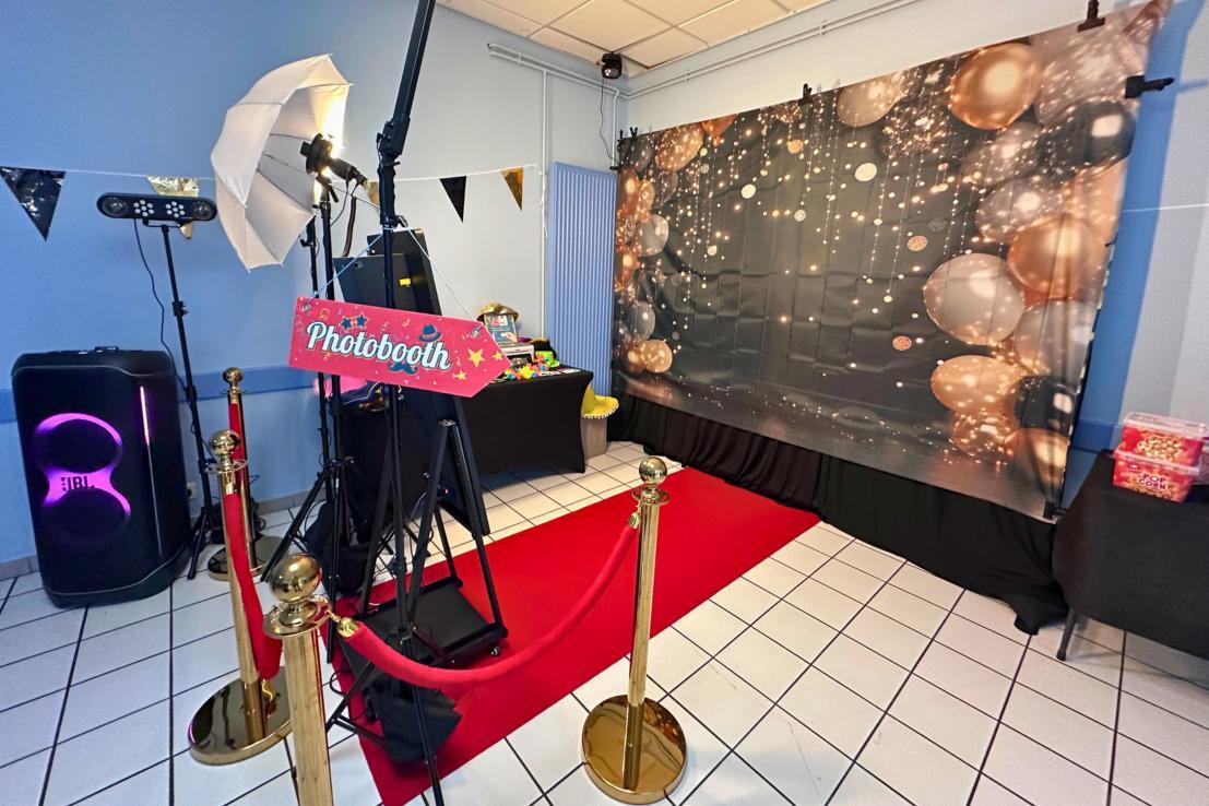 Animation photobooth miroir interactif lors d'une soirée privée